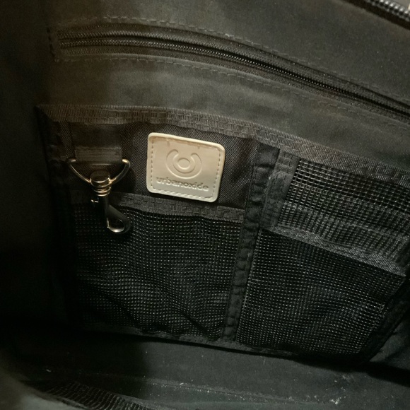 Urbanoxide ladies computer bag. Like new condition. - Picture 6 of 7